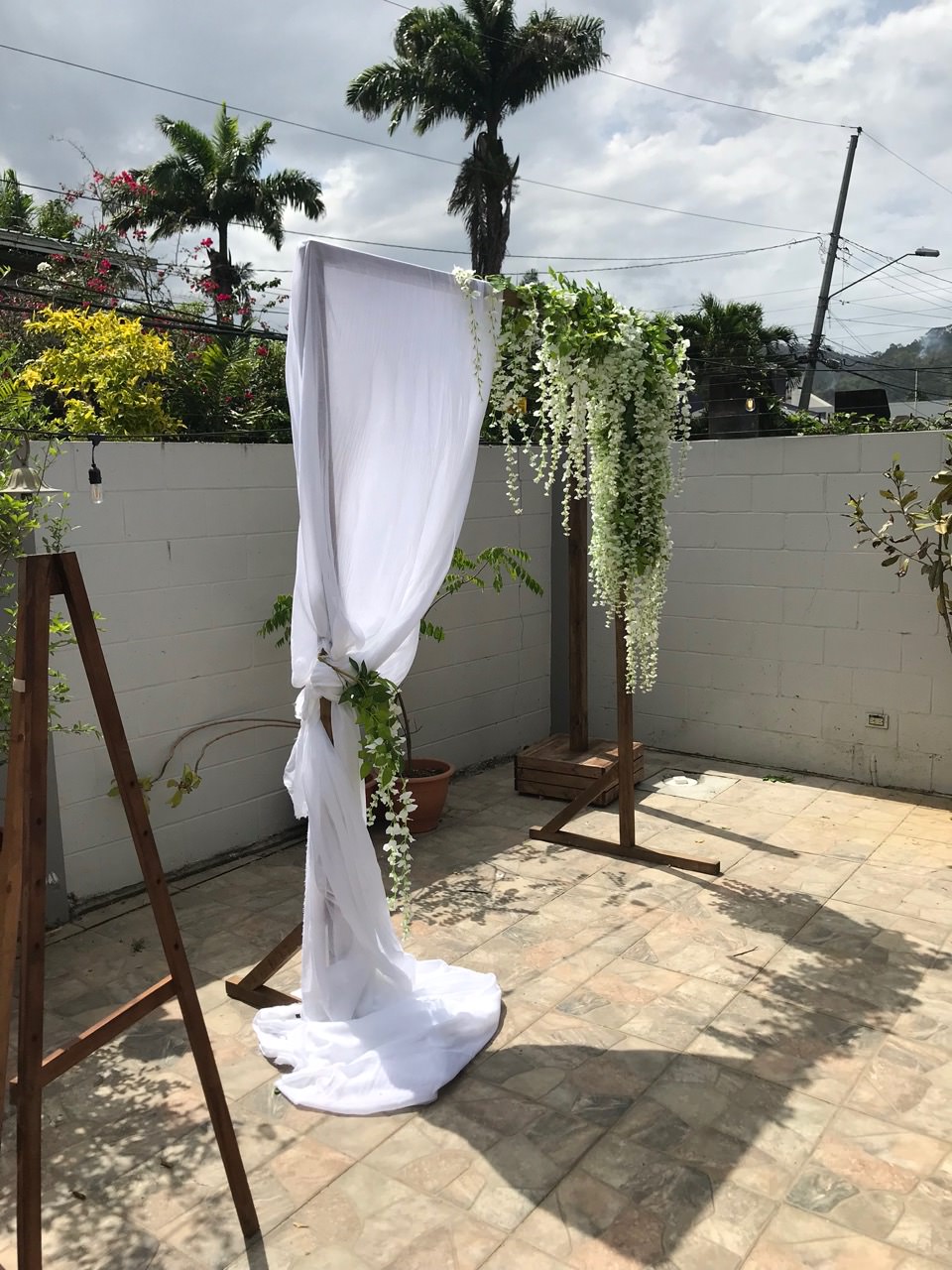 Ceremony Arch - Image 8